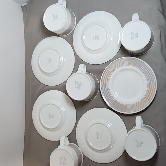 Mikasa Intaglio Tracing Cups & Saucers CAC06 - Picture 5 of 5